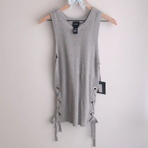 4/$20 NWT CLICHÉ Gray Sweater Tank with Tie Side Detail XS